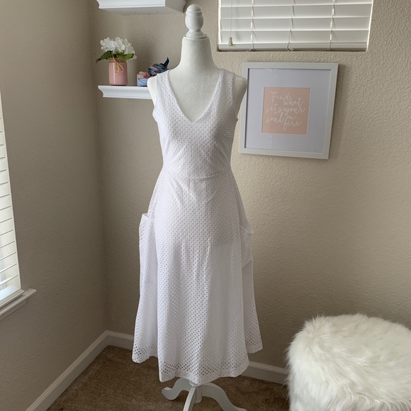 Banana Republic Dresses & Skirts - Banana Republic Fit and Flare Dress